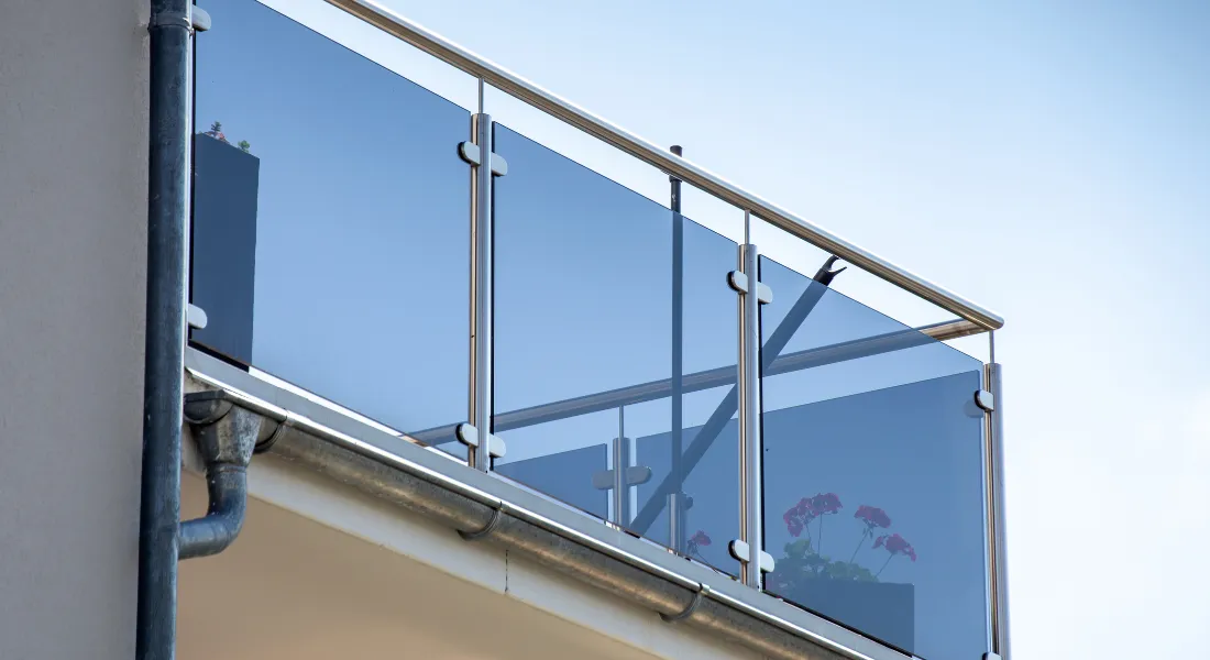 What Is The Lifespan of Glass Railing